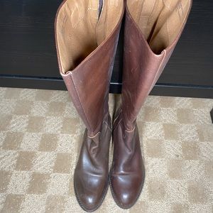 Riding boots